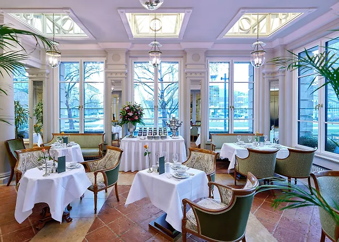Hotel Taj Hessischer Hof Frankfurt 5*